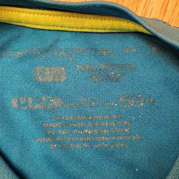 ZeroXposur "Great White Surfing" Rashguard Size 5/6 - Picture 9 of 14